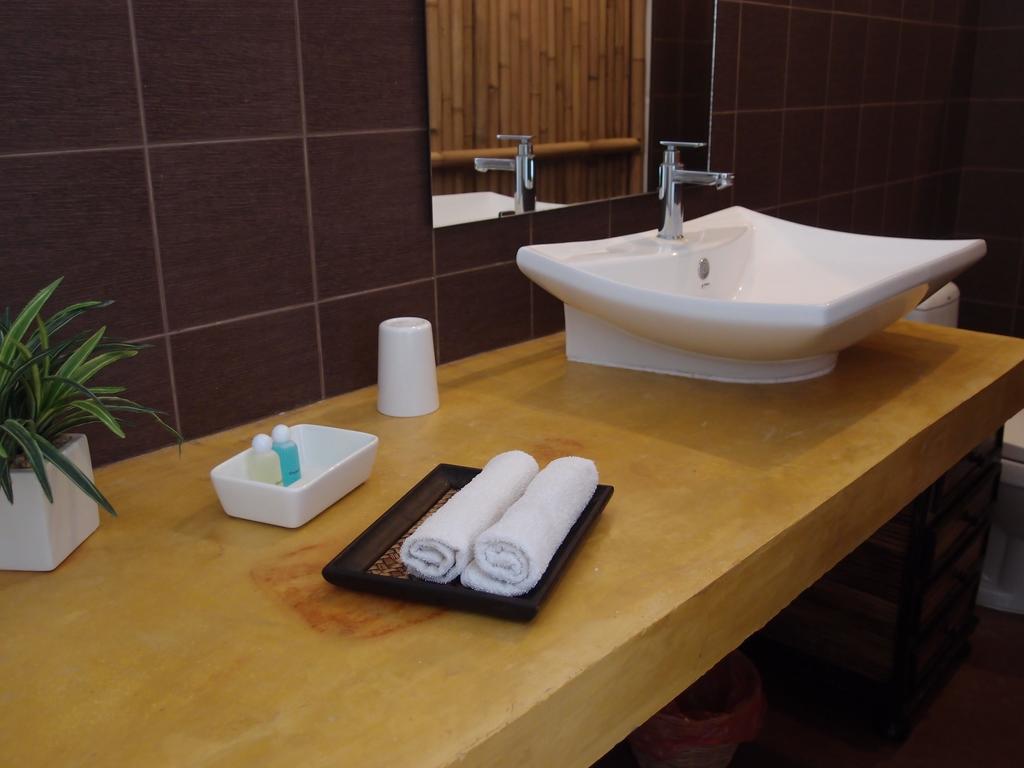 Angkana Bungalows Adults Only Thong Sala Pokoj fotografie